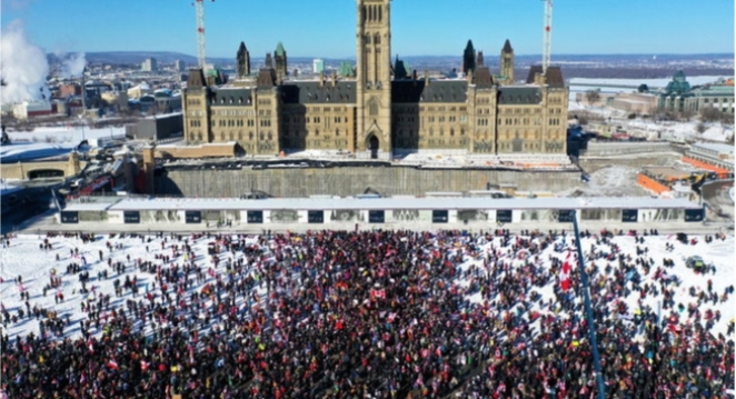  Jo vaksinës me detyrim/ Protesta e kamionistëve kanadez mbërrin në Ottawa
