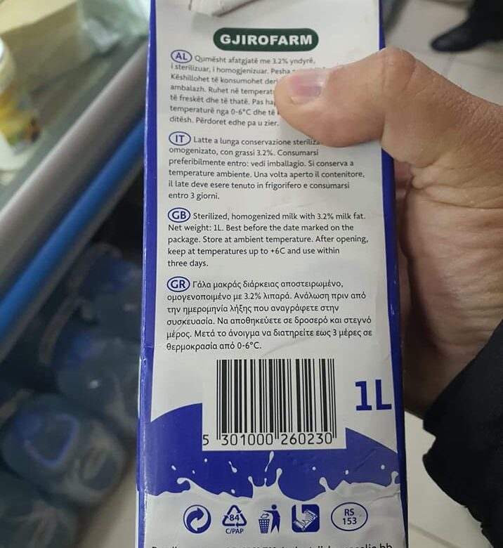 SKANDALI/ Qumështi i kompanisë “Gjirofarm” me bar kod të Shqipërisë prodhohet në Serbi, alarmohen qytetarët