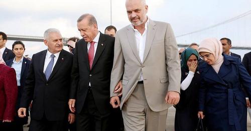  Erdogan në Shqipëri, “blindohet” zona nga Tirana në Milot, asnjë lëvizje