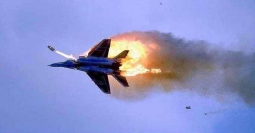  Foto-lajm/ Avioni rus shpërthen në ajër, Ukraina: E goditëm ne! Kemi shkatërruar 6 deri tani