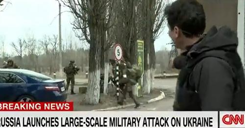  VIDEO: Ushtria ruse merr nën kontroll aeroportin e Kievit