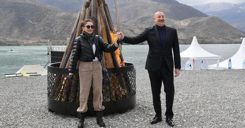  Kthim pas 30 viteve/ Aliyev uron nga Karabaku popullin e Azerbajxhanit për festën e Sulltan Nevruzit