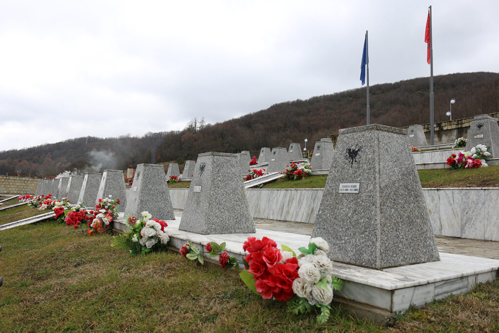 24 vjet nga Masakra e Reçakut që tronditi botën dhe nxiti reagimin ndërkombëtar