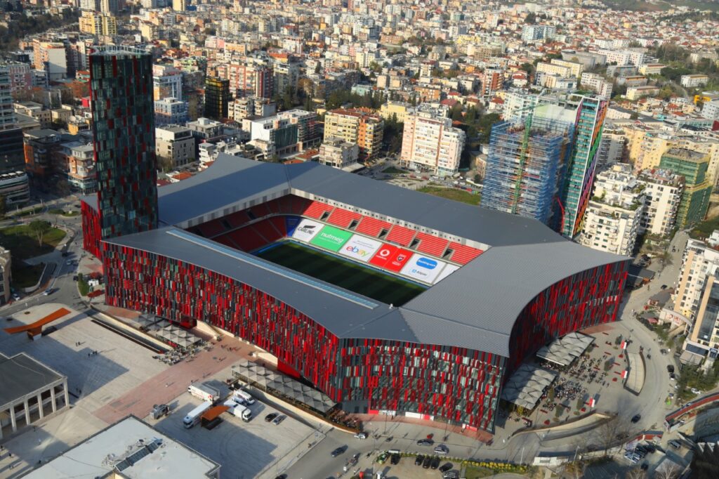 Modeli i stadiumit “Air Albania” në Korçë, Vlorë dhe Durrës