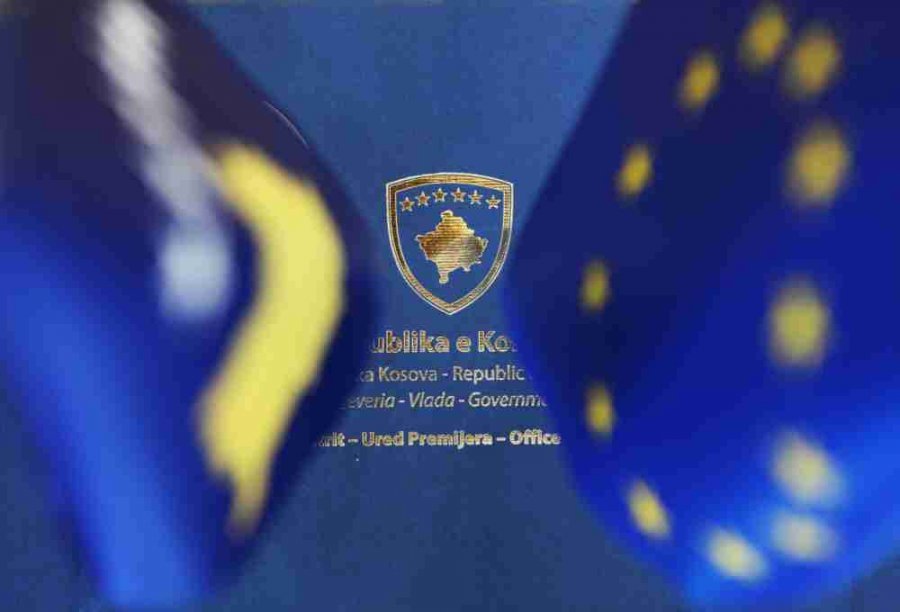 Kosovë, mbahet tryeza “Pakicat në Kosovën e pavarur”