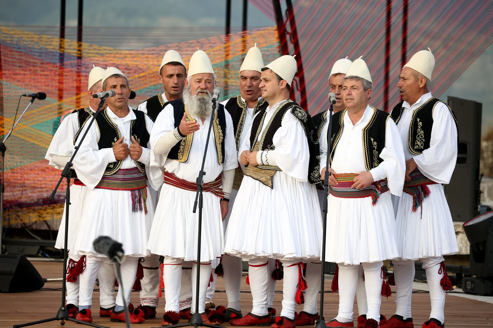  Ka nisur festivali folklorik, pamje nga atmosfera në Gjirokastër