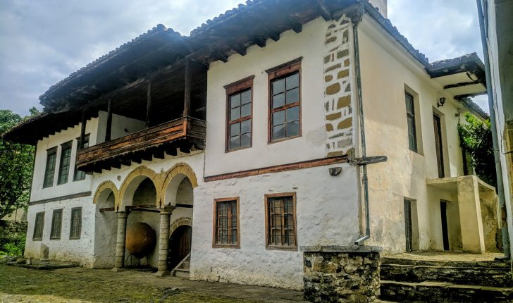 Muzeu Arkeologjik i Korçës, i vetmi muze prehistorik në vend