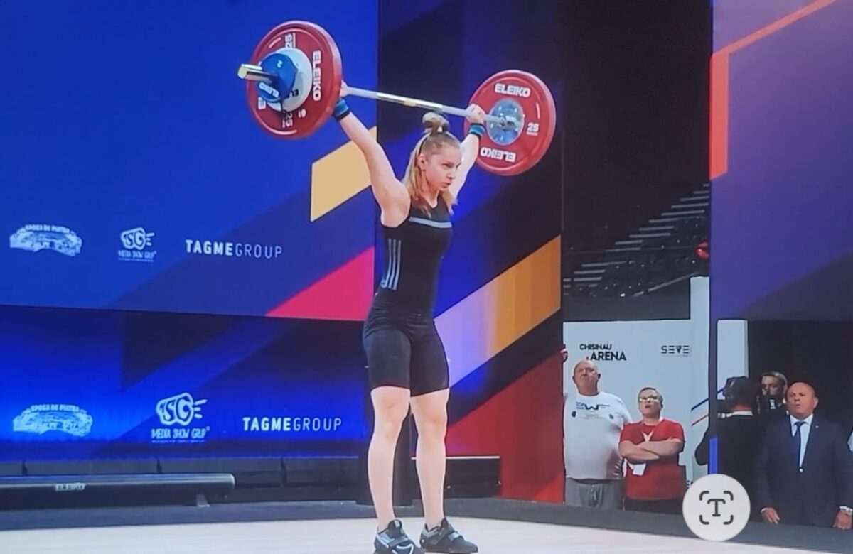 Nxënësja Nga Elbasani Nderon Shqipërinë, Merr 3 Medalje Ari Në Kampionatin Europian Për Të Rinjtë
