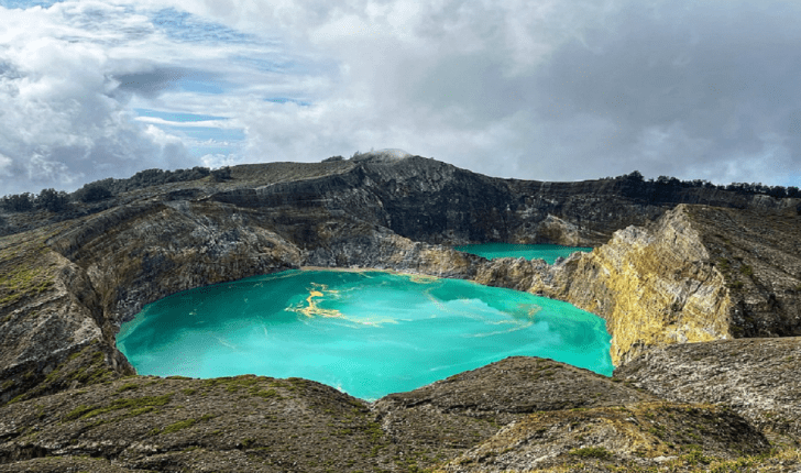  Vendi unik në Tokë, tre liqenet që ndryshojnë ngjyrën