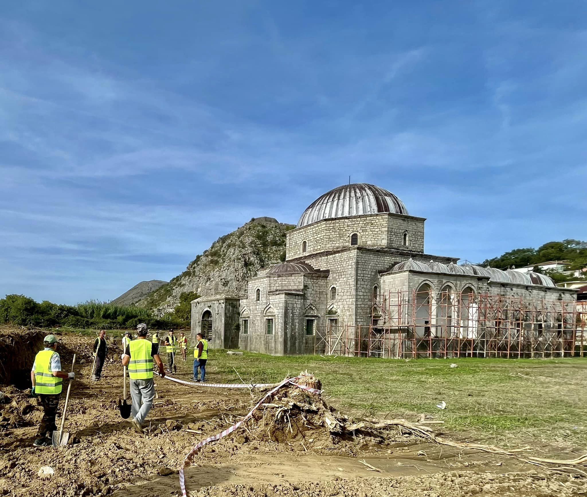  Xhamia e Plumbit në Shkodër kantier ndërtimi, vijon puna për restaurimin me fondet e Turqisë (FOTOT)