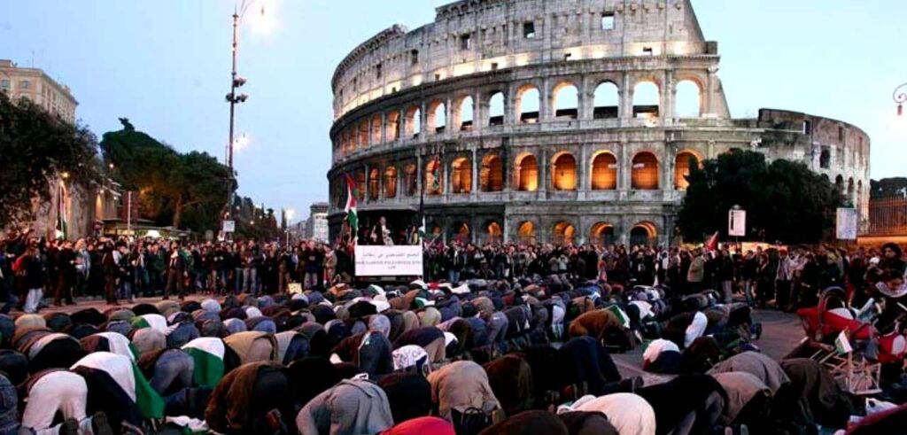 Islami në Itali është feja e dytë kryesore mbas Krishterimit