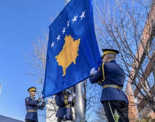  Presidentja Osmani e shpallë të hënën ditë zie shtetërore në nderim të policit të vrarë, Afrim Bunjaku