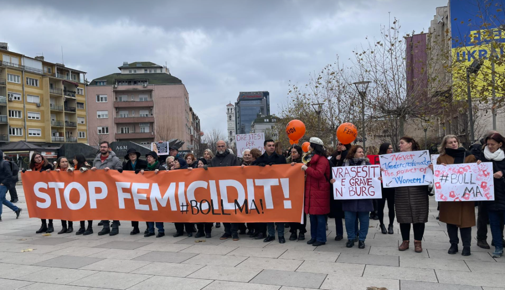 Prishtinë, mbahet marshi me moton “Stop Femicidit”