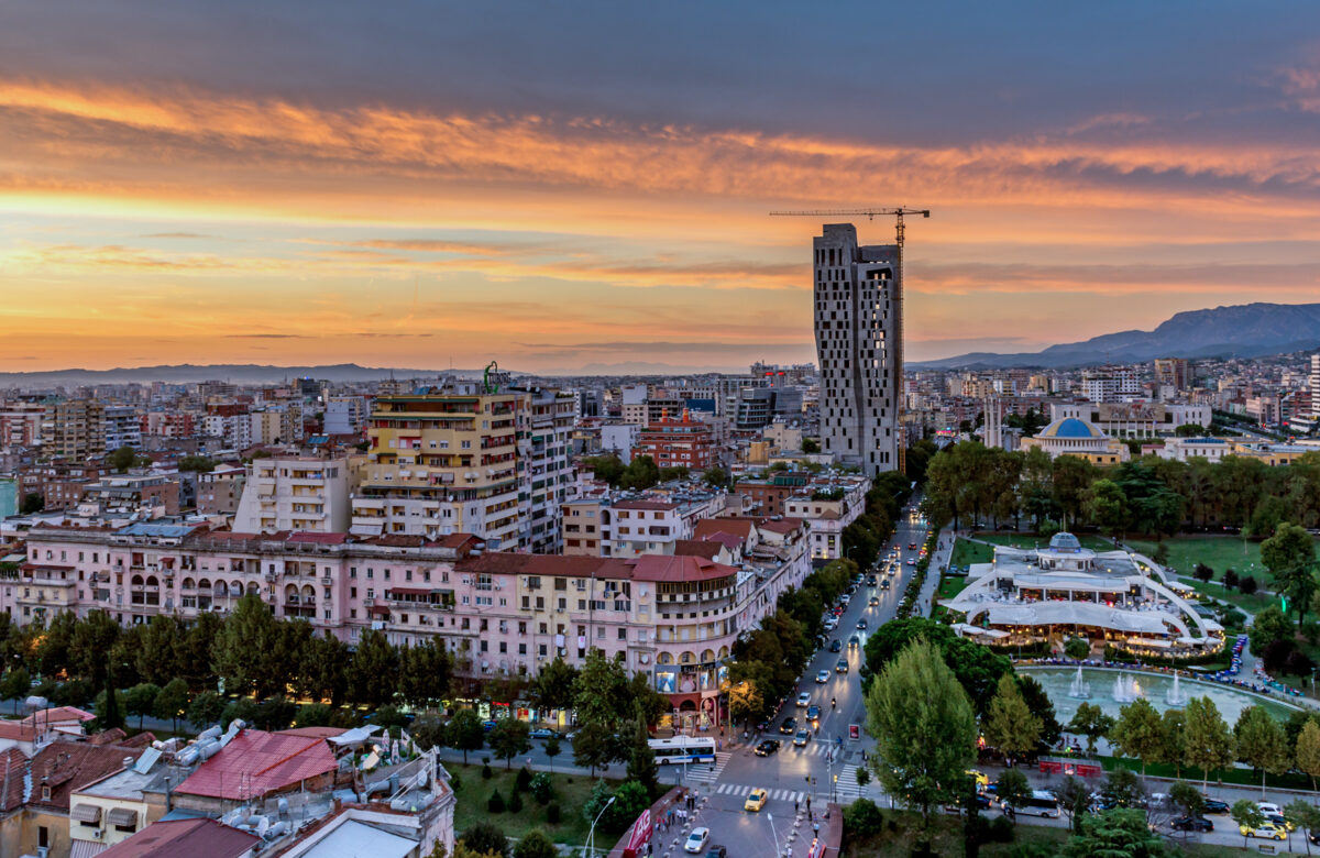 Tirana mirëpret samitin për Ukrainën dhe liderët e Ballkanit! Ja rrugët që do të bllokohen më 28 – 29 shkurt