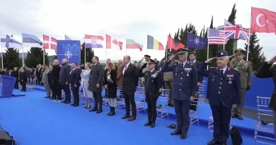 Hapet baza ajrore e NATO-s në Kuçovë