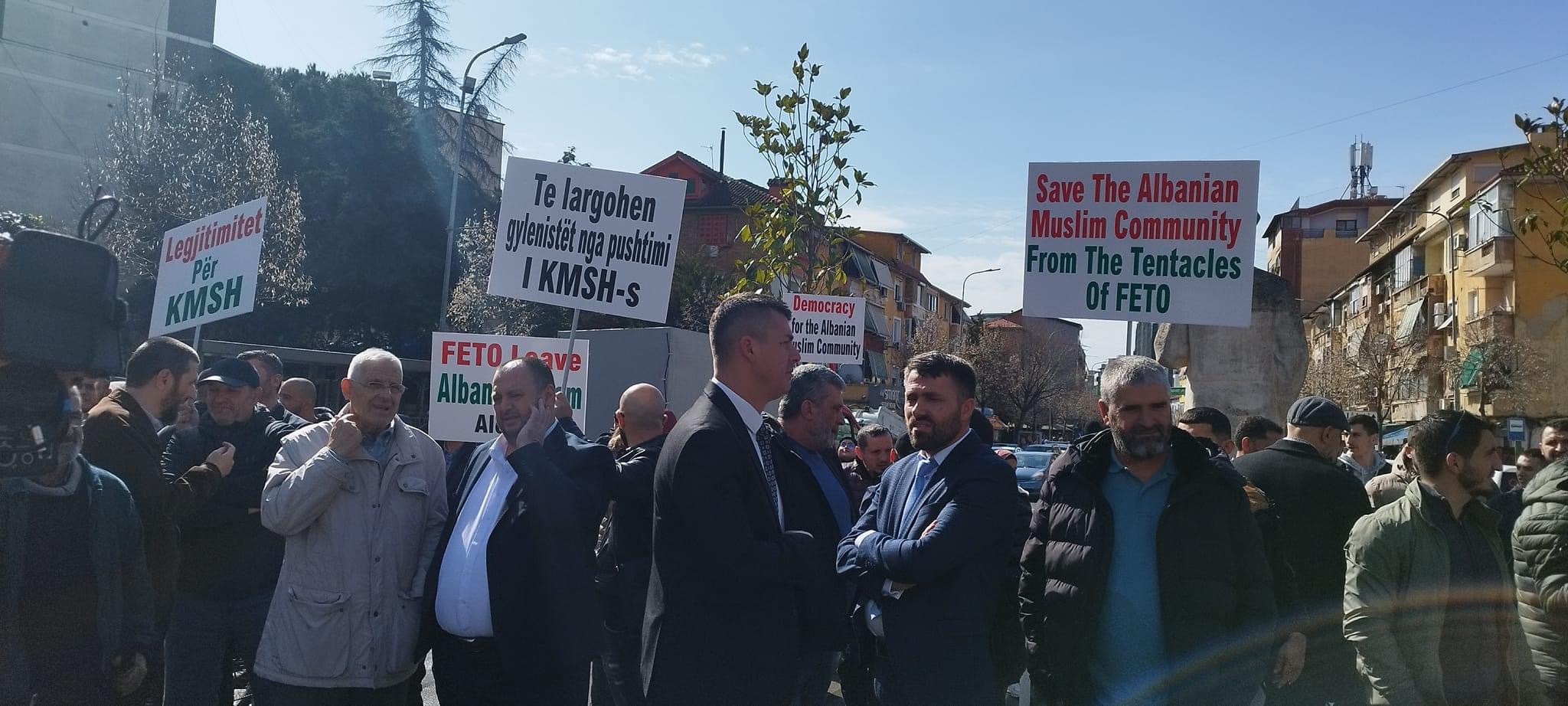  Zgjedhjet për kreun e KMSH, protesta para Medresesë kundër organizatës terroriste FETO