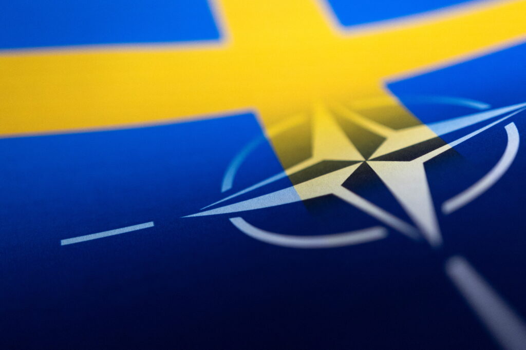 Suedia bëhet zyrtarisht anëtare e 32-të e NATO-s