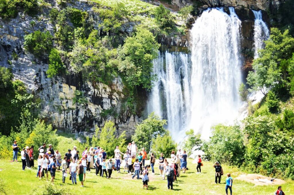 Ujëvara e Sotirës, destinacioni më i preferuar në pranverë