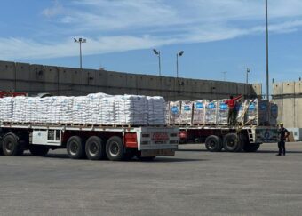 OKB: Numri i kamionëve me ndihma të lejuara për të hyrë në Gaza, shumë më i ulët se nevoja në rajon