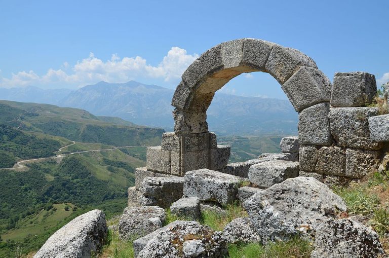  Parku Arkeologjik i Amantias, qyteti antik në pritje të vizitorëve