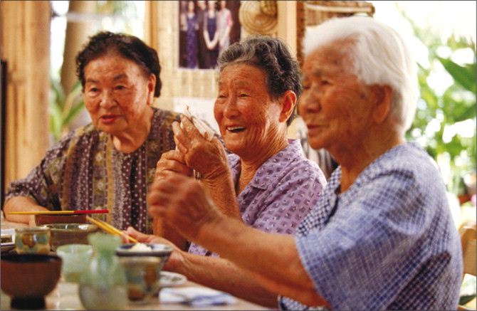  Japonia thyen rekordin, mbi 100 mijë persona janë 100 vjeç ose më shumë