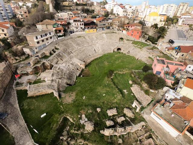 Amfiteatri i Durrësit hyn në një fazë të re restaurimi dhe kërkimesh