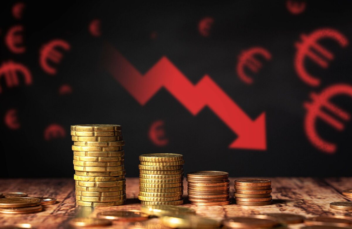 Inflacioni zbret në 3.2%, por çmimet vijojnë të rriten