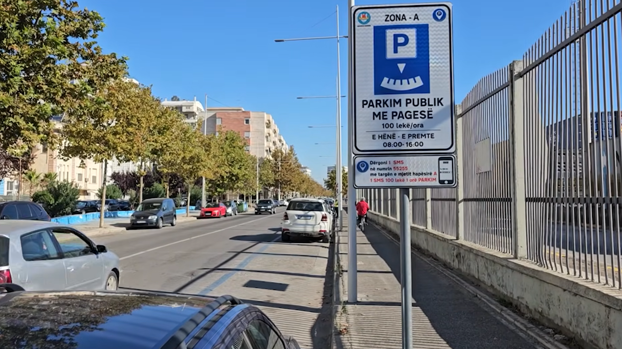  Durrësi nis parkimet me pagesë, tarifat deri në 100 lekë në orë