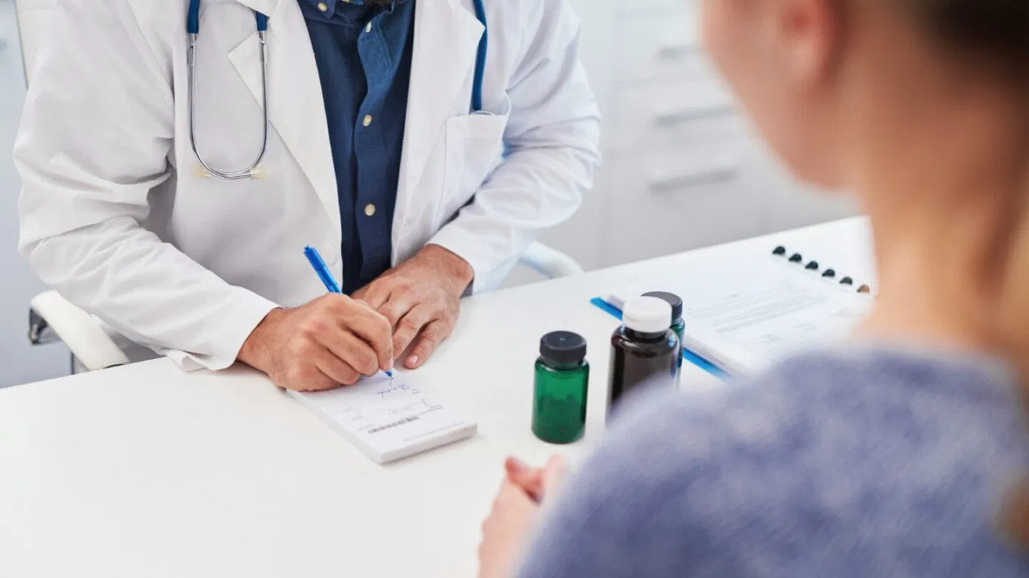  Studimi: Gratë përballen më shpesh me diagnoza të gabuara